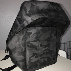 NWT Lululemon Camo City Street Backpack 18L